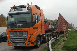 Scheder Volvo FH 05 750 mit Br�ckenteil f�r die Rader Hochbr�cke